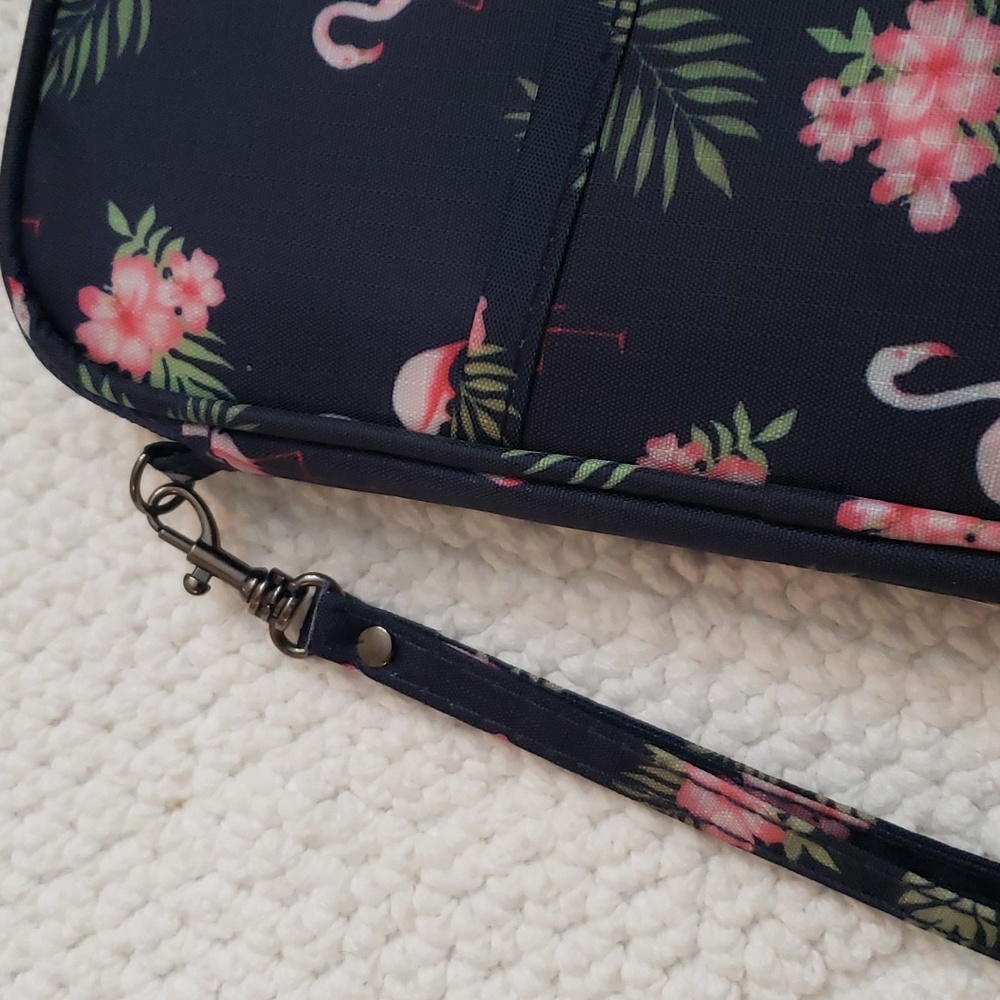 RFID PASSPORT/WALLET/WRISTLET/SHOULDER STRAP BLUE PINK FLAMINGO MOTIF - Picture 3 of 12